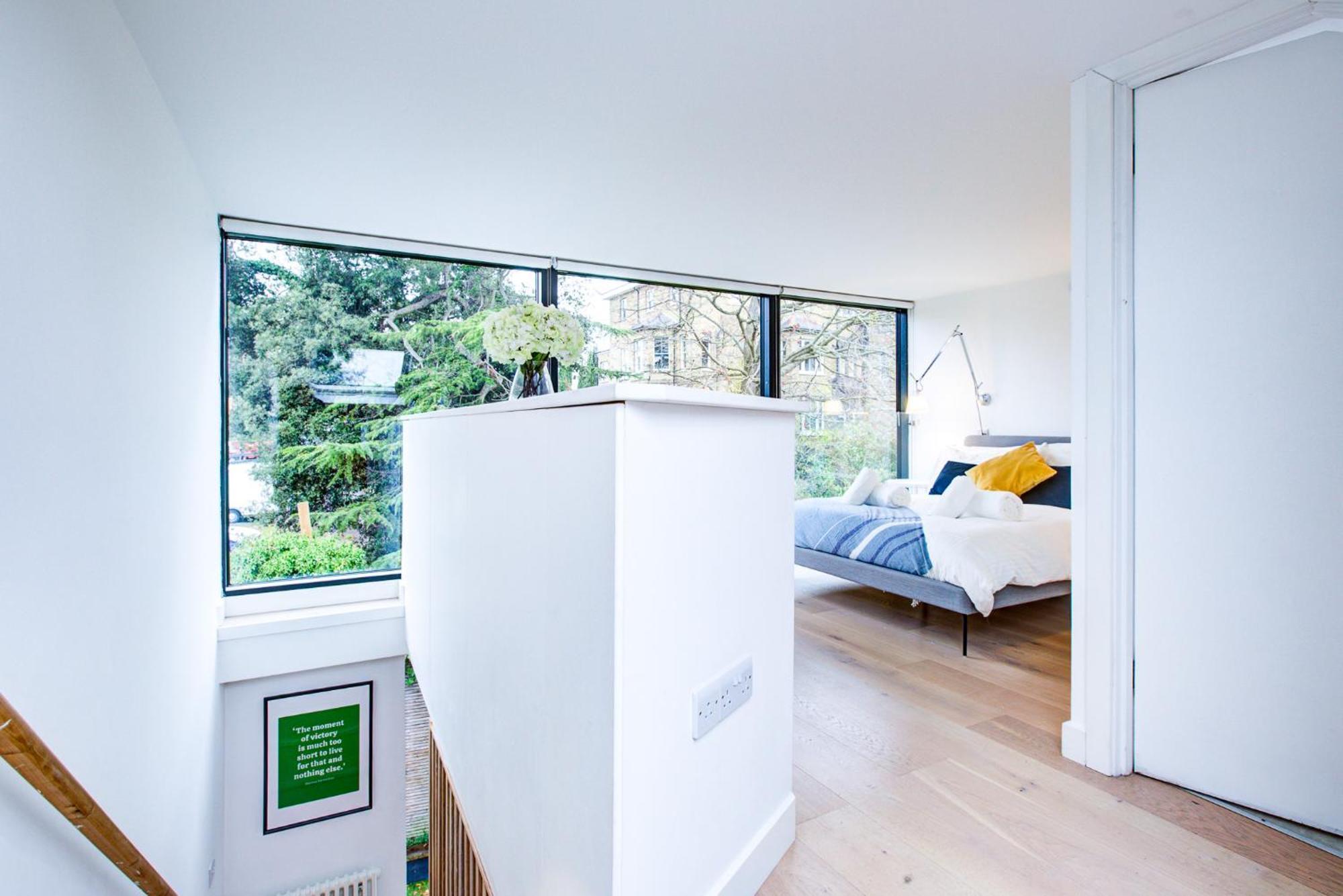 Neoteric Home Wimbledon Village London Ngoại thất bức ảnh