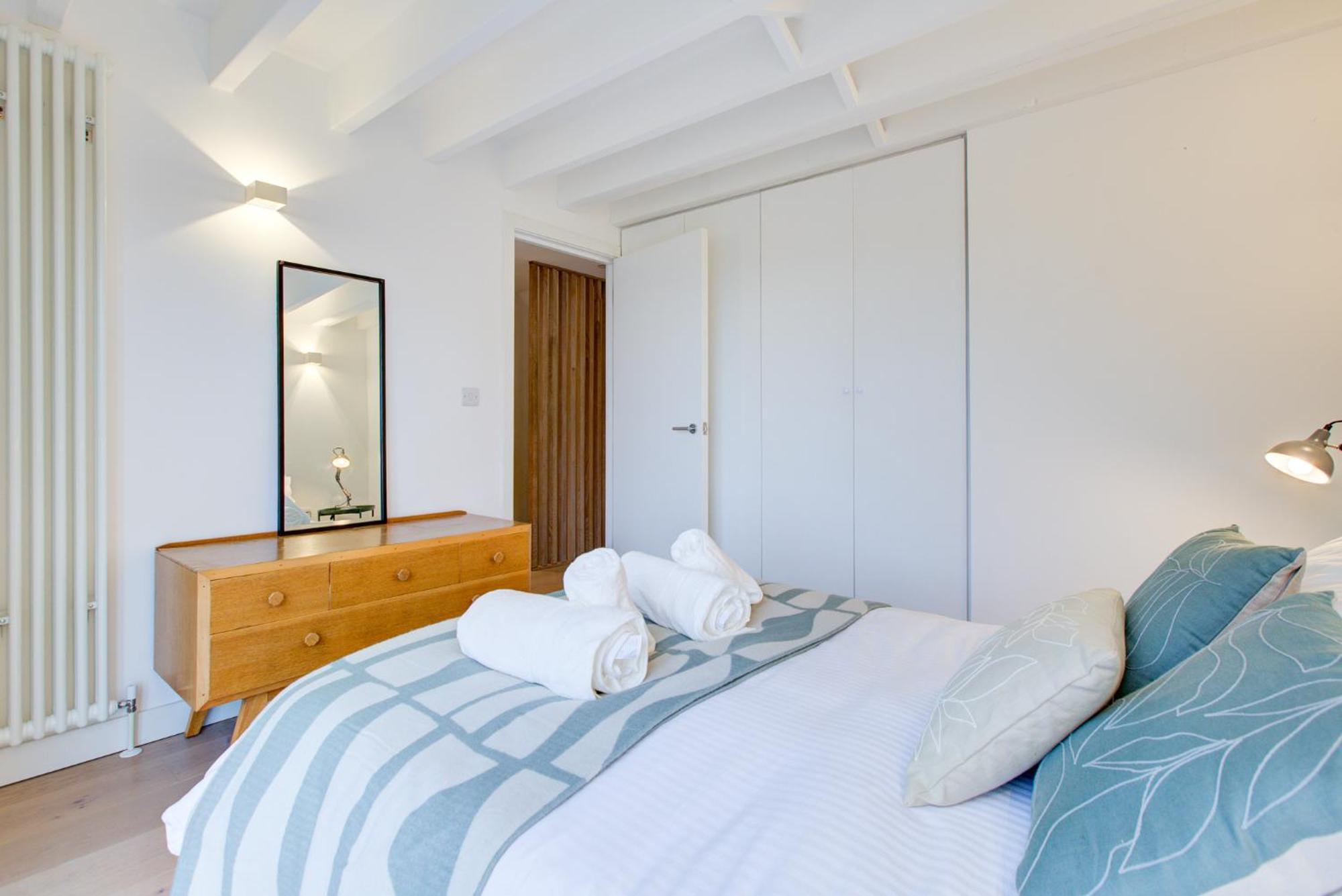 Neoteric Home Wimbledon Village London Ngoại thất bức ảnh
